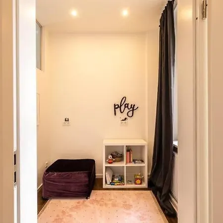 Apartment Design Altstadtperle Mit 2,5 Schlafzimmer- Waschmaschine - Parkplatz